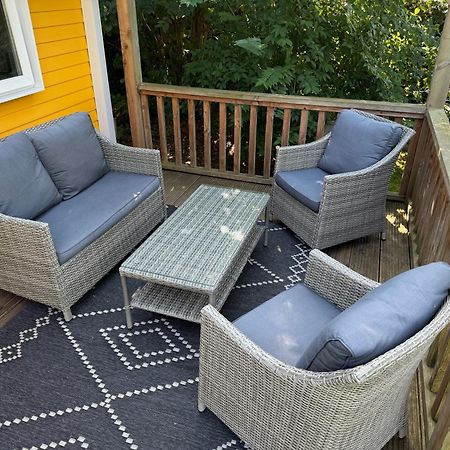 Ruime 5-Persoons Chalet Aan Het Bergumermeer Suameer Bagian luar foto
